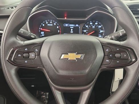 Used 2021 Chevrolet TrailBlazer LS image 11