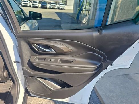 Used 2023 GMC Terrain SLE w/ LPO, Floor Liner Package AWD/4WD image 44