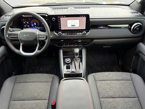 Used 2024 Chevrolet Colorado Z71 w/ Z71 Convenience Package 2 image 12