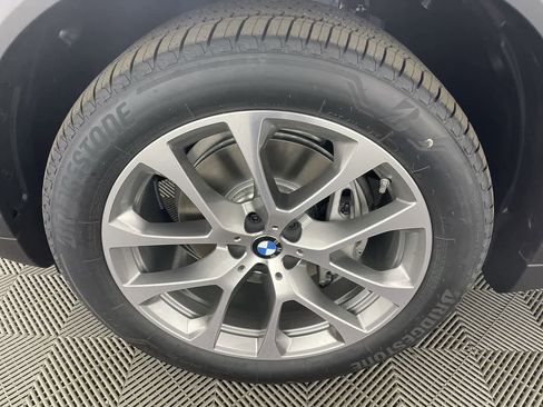Certified 2024 BMW X5 xDrive40i w/ Premium Package image 8