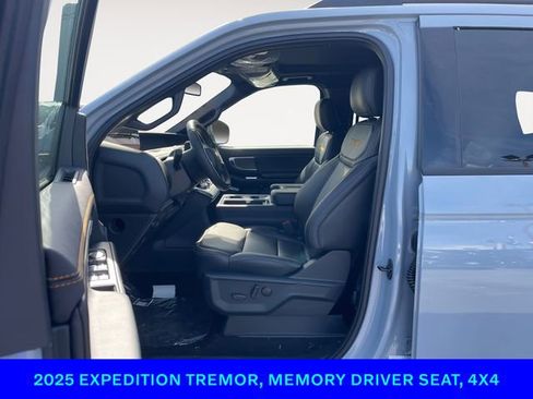 New 2025 Ford Expedition Tremor image 9