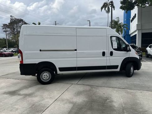 Used 2025 RAM ProMaster 2500 w/ Convenience Group FWD image 29