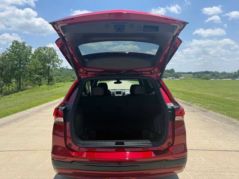 Used 2024 Chevrolet Equinox RS FWD image 5