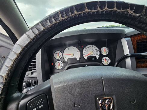 Used 2006 Dodge Ram 3500 Truck Laramie AWD/4WD image 19