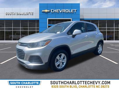 Used 2022 Chevrolet Trax LS w/ Tint and Cruise Package