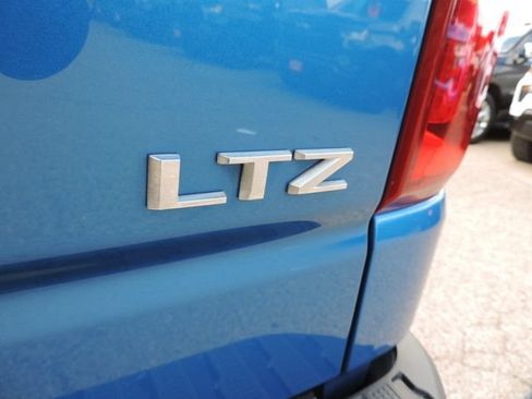 Certified 2023 Chevrolet Silverado 1500 LTZ w/ LTZ Convenience Package II AWD/4WD image 22