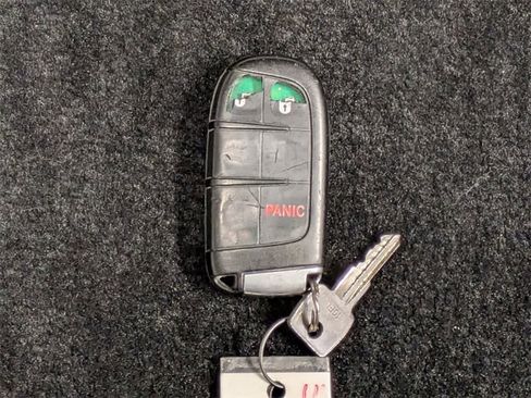 Used 2016 Dodge Journey SE w/ Flexible Seating Group image 31