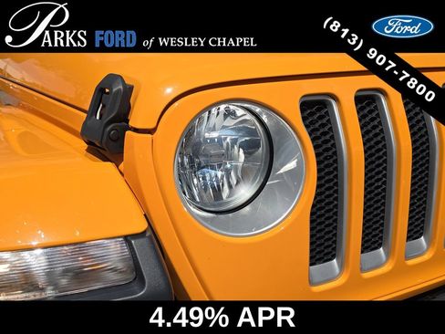 Used 2021 Jeep Wrangler Unlimited Sahara AWD/4WD image 6