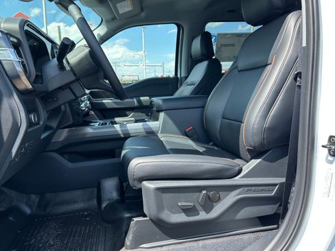 New 2026 Ford F550 4x4 Crew Cab image 30