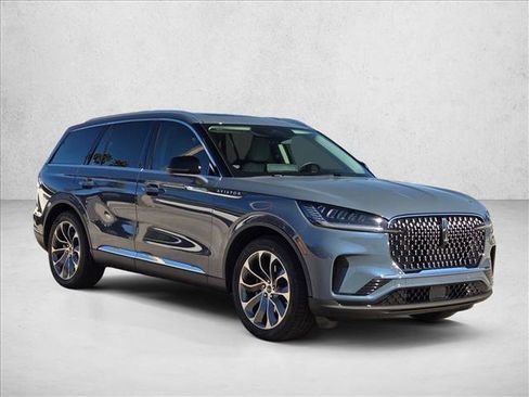 New 2026 Lincoln Aviator 2WD image 5
