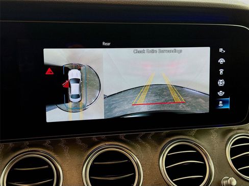 Used 2021 Mercedes-Benz E 350 Sedan w/ Premium Package image 10