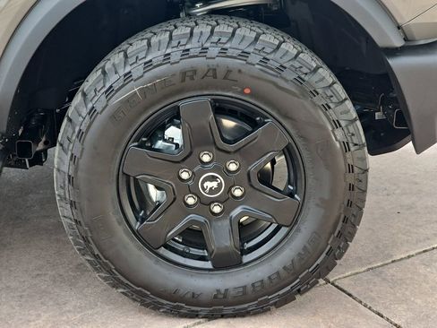 New 2025 Ford Bronco Outer Banks image 39