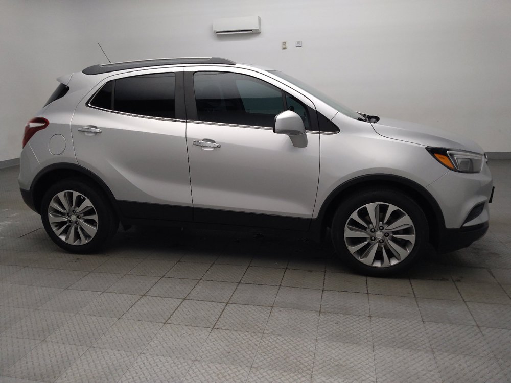 Used 2020 Buick Encore Preferred w/ Safety Package FWD image 11
