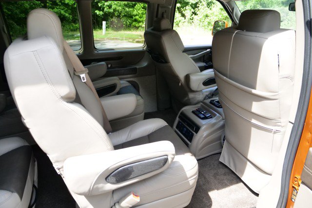 Used 2025 GMC Savana 2500 Extended w/ Driver Convenience Package RWD image 36
