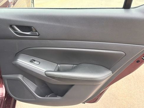Used 2025 Nissan Altima 2.5 SV FWD image 16