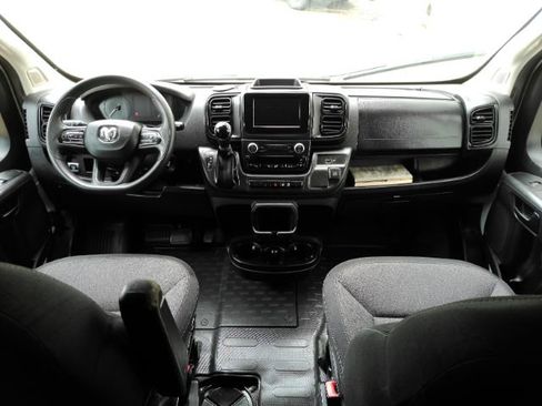Used 2023 RAM ProMaster 2500 FWD image 3
