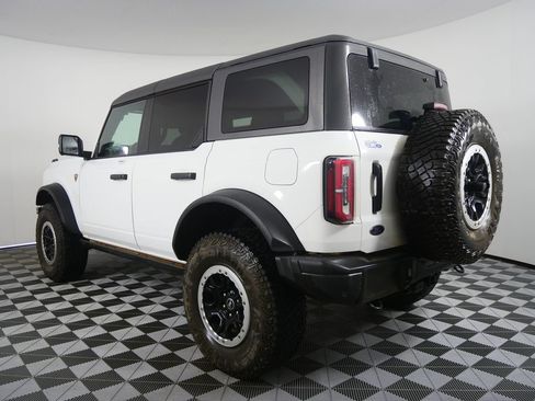 Used 2022 Ford Bronco Badlands AWD/4WD image 2
