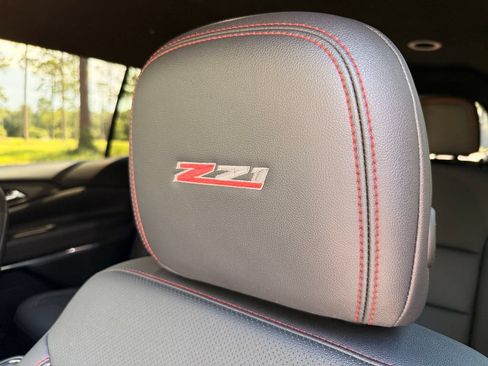 Used 2024 Chevrolet Traverse Z71 w/ LPO, Floor Liner Package AWD/4WD image 13