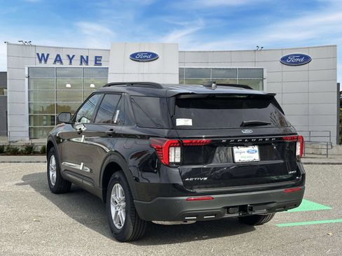 New 2026 Ford Explorer Active image 3