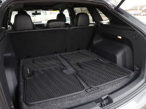Used 2022 Volkswagen Atlas Cross Sport SE AWD/4WD image 5
