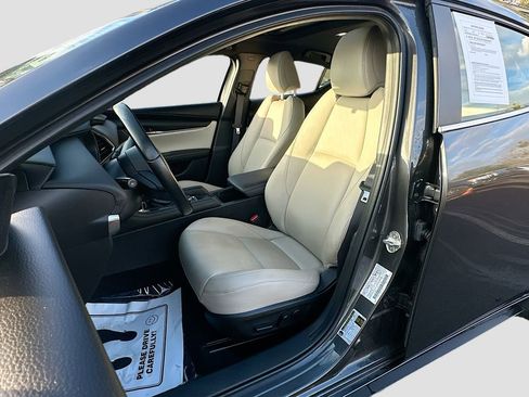 Used 2021 MAZDA MAZDA3 s image 20