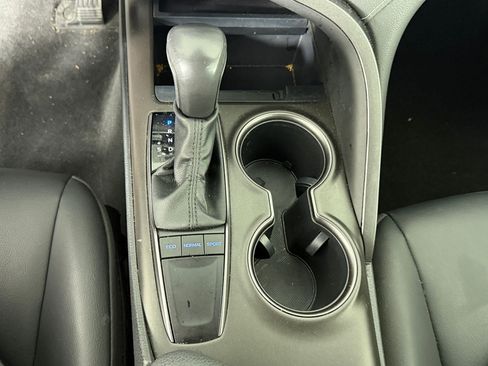 Used 2023 Toyota Camry SE FWD image 25