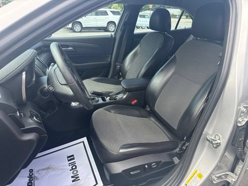 Used 2015 Chevrolet Malibu LT w/ Power Convenience Package FWD image 16