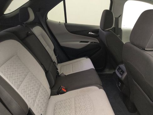 Used 2024 Chevrolet Equinox LT image 19