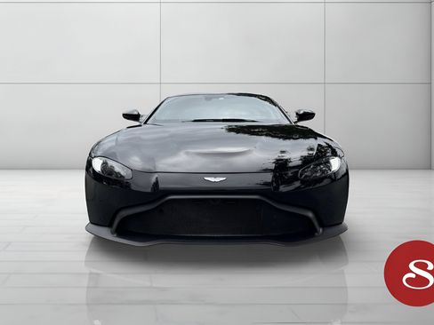 Used 2019 Aston Martin V8 Vantage Coupe image 5