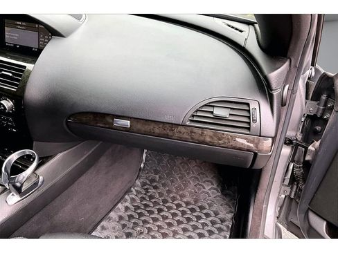 Used 2009 BMW 650i Convertible RWD image 18