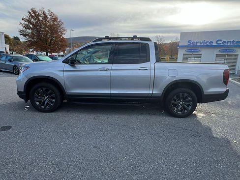 Used 2021 Honda Ridgeline Sport image 7
