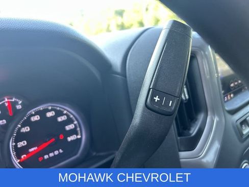 Certified 2022 Chevrolet Silverado 1500 Custom Trail Boss AWD/4WD image 16