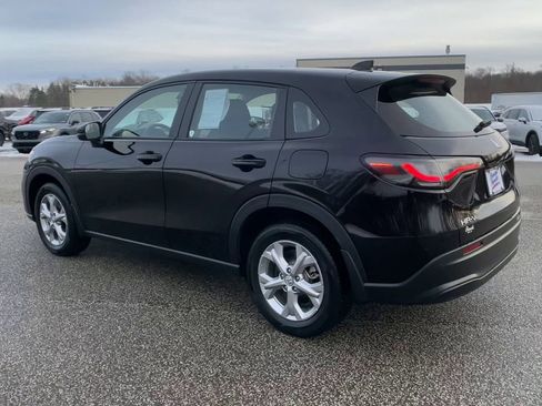 Certified 2024 Honda HR-V LX image 7