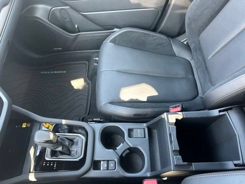 Used 2025 Subaru Forester Touring AWD/4WD image 19