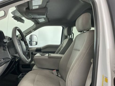 Used 2019 Ford F250 XLT w/ XLT Value Package AWD/4WD image 9