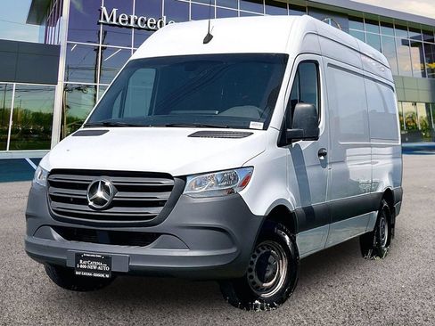 Used 2023 Mercedes-Benz Sprinter 2500 image 8