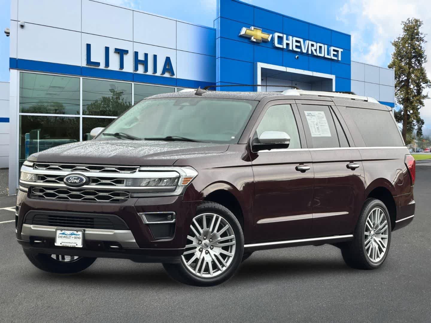Used 2023 Ford Expedition Max Platinum AWD/4WD image 1