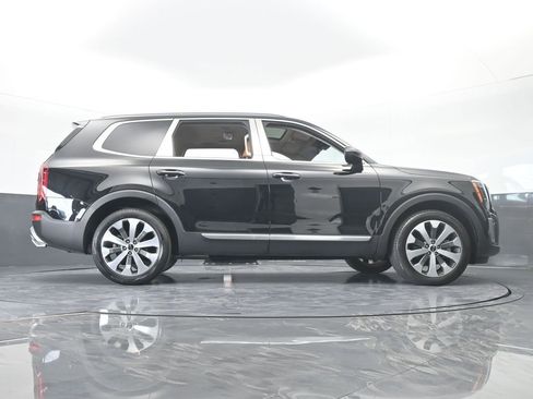 Used 2021 Kia Telluride S image 62
