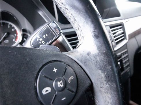 Used 2012 Mercedes-Benz E 350 4MATIC Sedan image 25