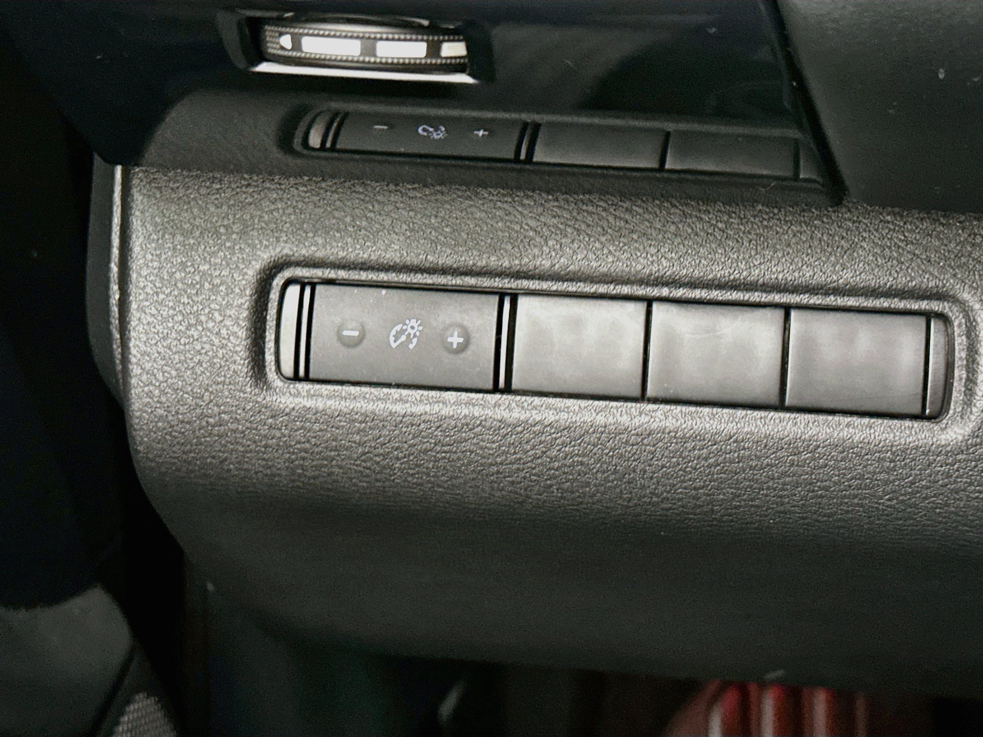 Used 2026 Nissan Pathfinder S AWD/4WD image 17
