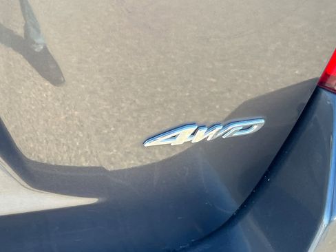 Used 2010 Toyota Highlander SE image 7