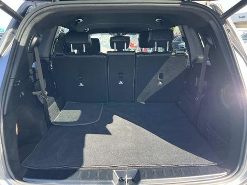 Used 2022 Mercedes-Benz GLB 250 4MATIC image 24
