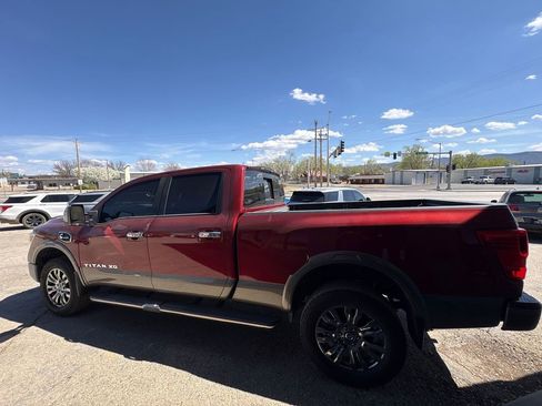 Used 2017 Nissan Titan Platinum Reserve image 5