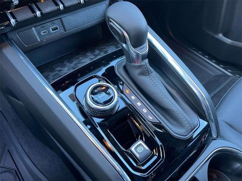 New 2026 GMC Canyon Elevation w/ Convenience Package image 26