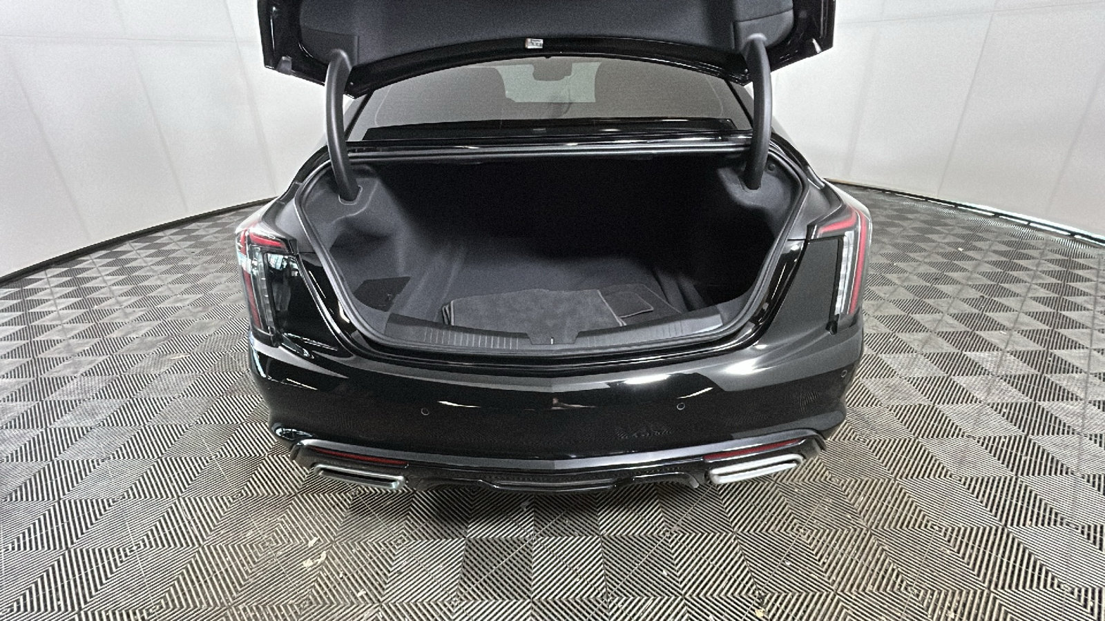 Used 2026 Cadillac CT5 Sport w/ Technology Package AWD/4WD image 34
