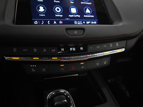 Used 2023 Cadillac XT4 Sport w/ Sun And Sound Package image 22