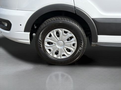 Used 2024 Ford Transit 350 XLT image 9