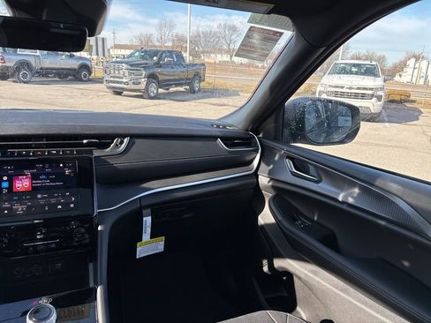 New 2026 Jeep Grand Cherokee Laredo X AWD/4WD image 54