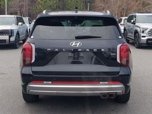 Used 2024 Hyundai Palisade Calligraphy image 5