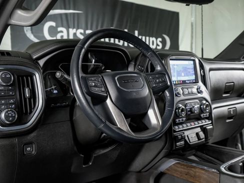 Used 2021 GMC Sierra 2500 Denali w/ Denali Ultimate Package image 15